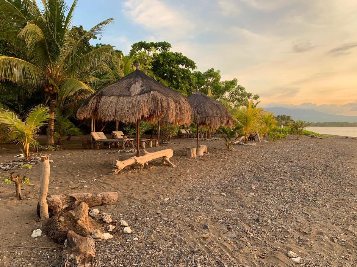 Budi Sun Resort Маумере Экстерьер фото