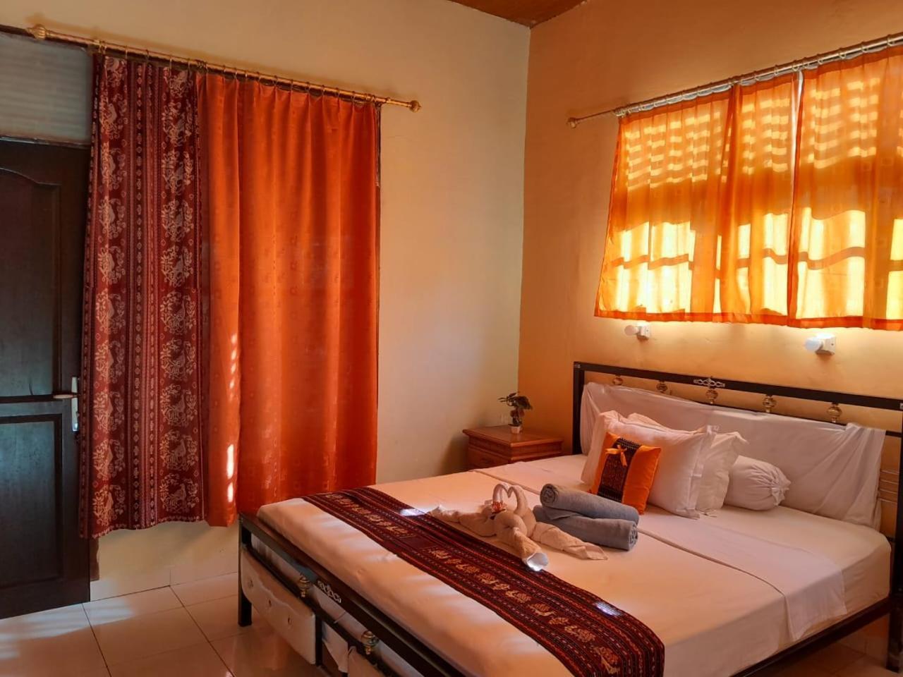 Budi Sun Resort Маумере Экстерьер фото