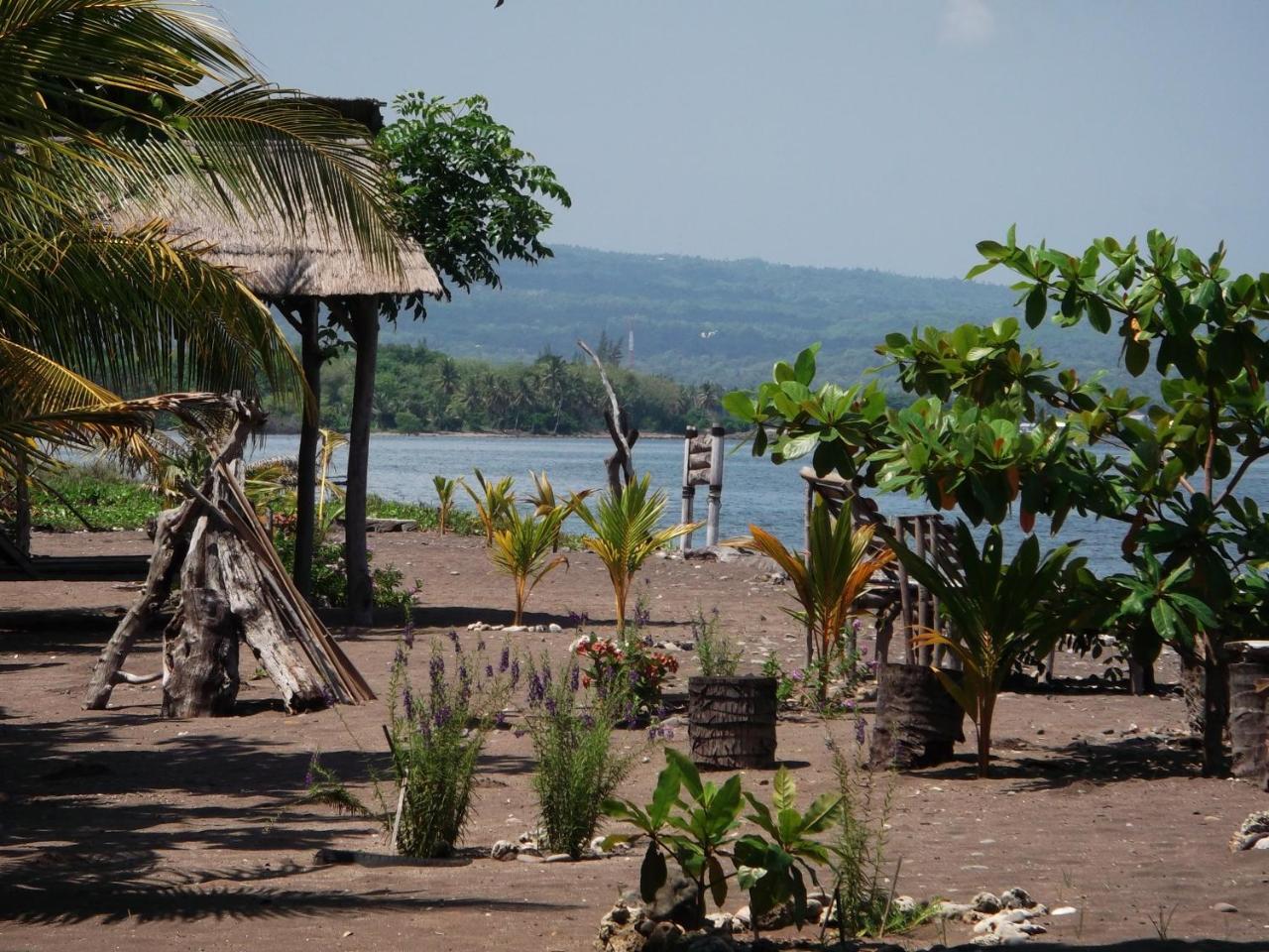 Budi Sun Resort Маумере Экстерьер фото
